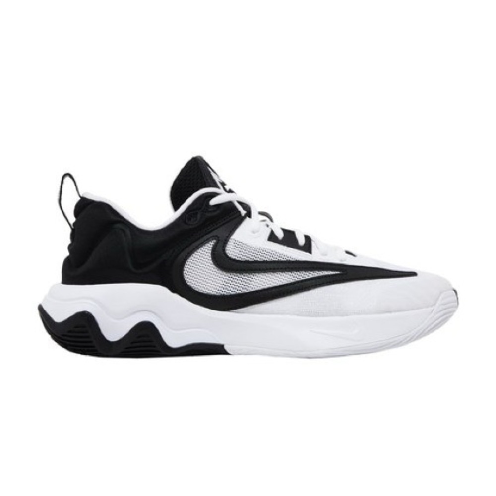 Nike Giannis Immortality 3